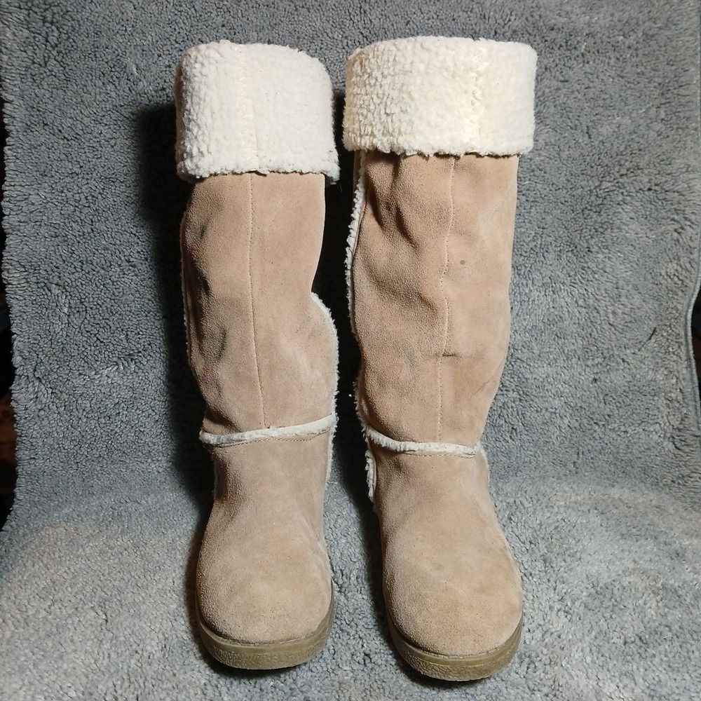 Xhilaration Women's Boots Size 7 Faux Fur Shearling Tan Suede